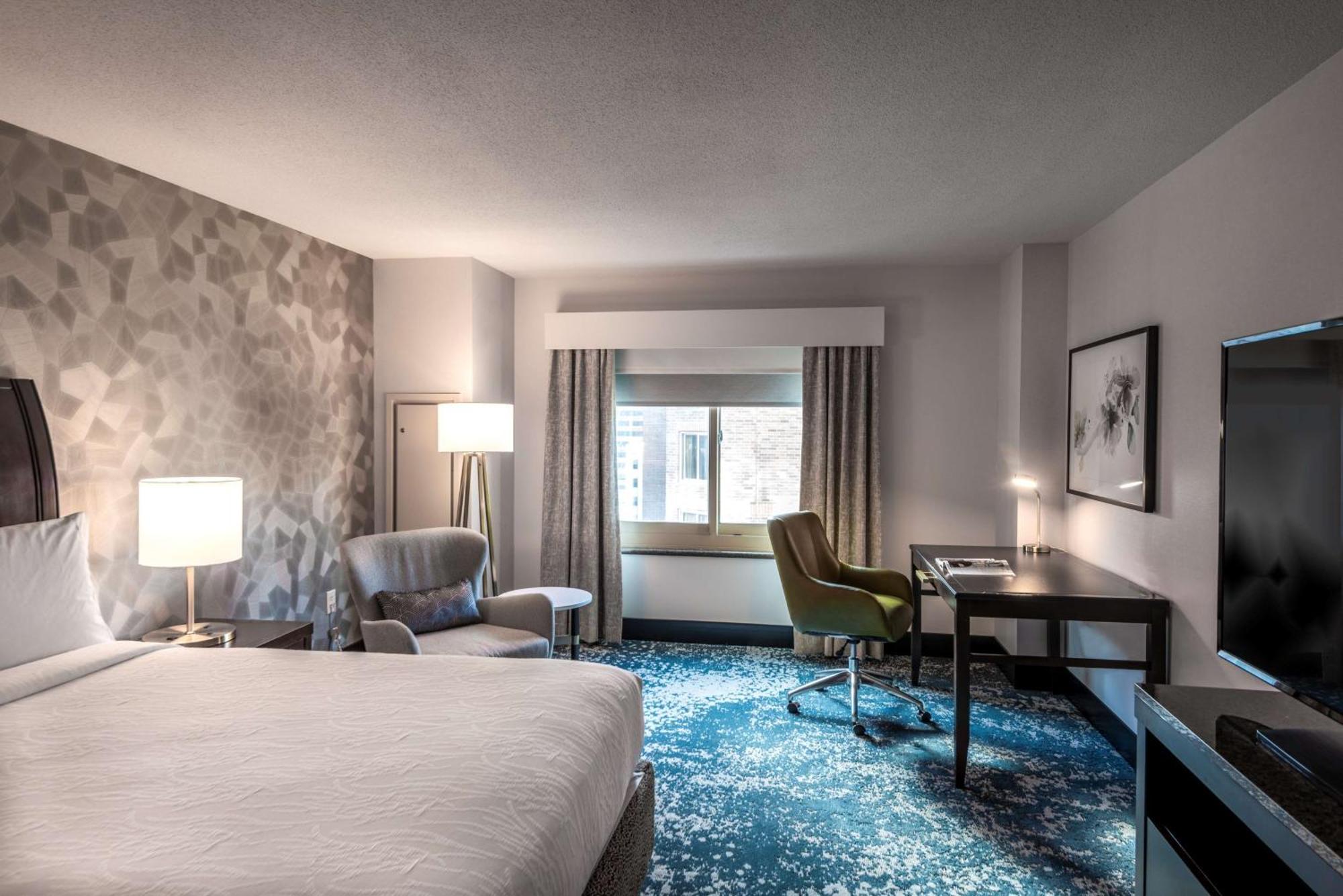 Hilton Garden Inn Bethesda Downtown Экстерьер фото